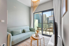 Superb 1BR Apartment in the Heart of Business Bay